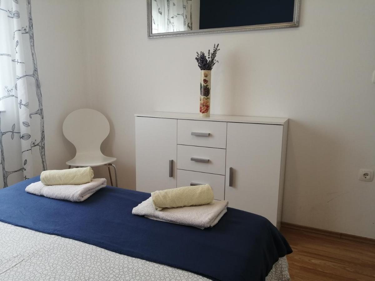 Apartments Karla I Ivano Mandre Dış mekan fotoğraf