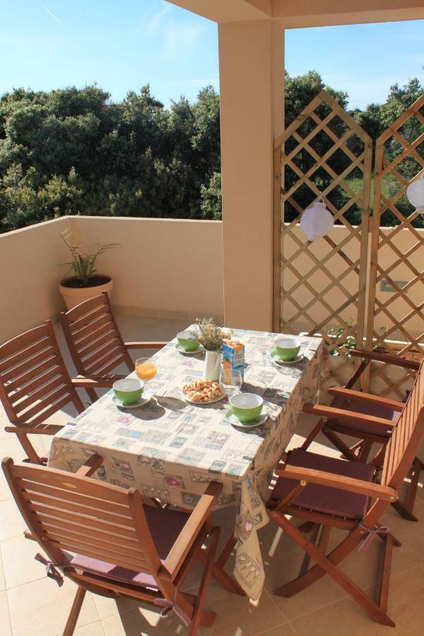 Apartments Karla I Ivano Mandre Dış mekan fotoğraf
