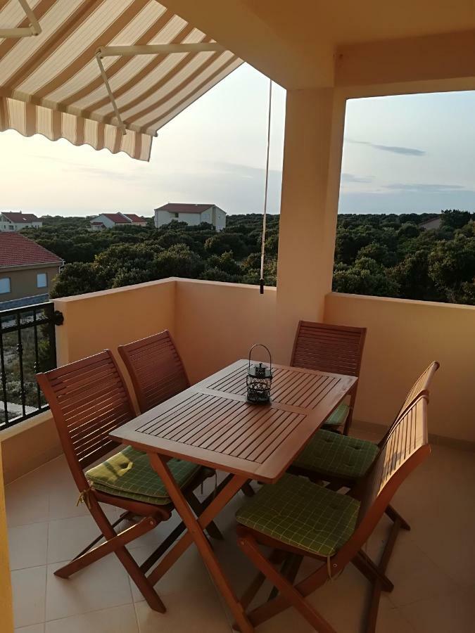 Apartments Karla I Ivano Mandre Dış mekan fotoğraf
